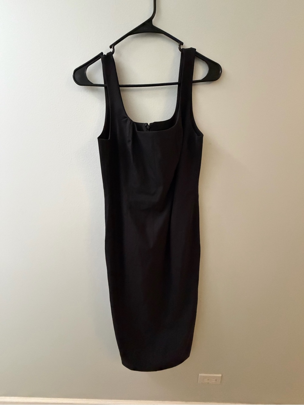 House of Harlow 1960 Black Square-Neck Midi Dress